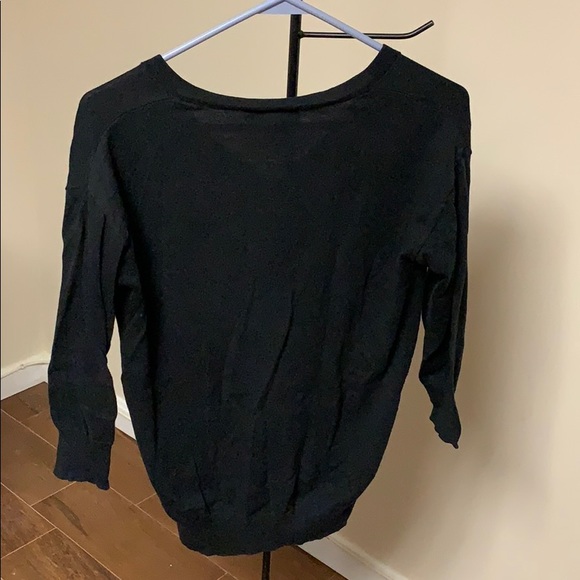 BANANA REPUBLIC V-NECK - Picture 8 of 9